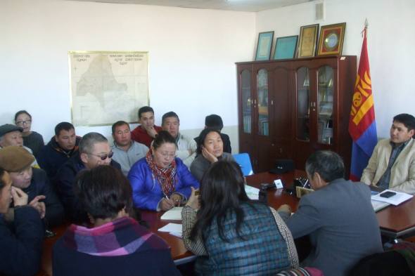 ЗУРАГ 5. Сумын удирдлагатай уулзлаа